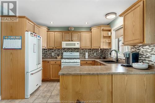 10 Elwood, Cottam, ON - Indoor Photo Showing Kitchen With Double Sink