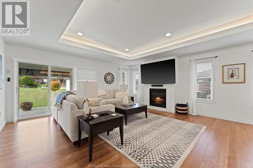 128 Riverfront Park Crescent, Amherstburg, ON - Indoor Photo Showing Living Room With Fireplace