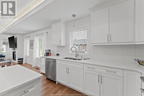 128 Riverfront Park Crescent, Amherstburg, ON - Indoor Photo Showing Kitchen With Double Sink