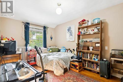 21 Methuen Avenue, Toronto (Lambton Baby Point), ON - Indoor Photo Showing Bedroom