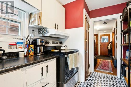 21 Methuen Avenue, Toronto (Lambton Baby Point), ON - Indoor Photo Showing Kitchen