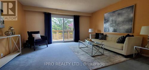 12 Simmons Boulevard, Brampton, ON - Indoor