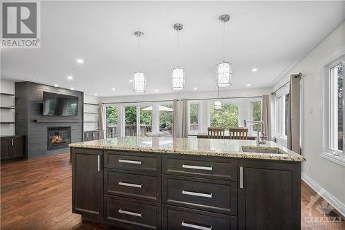 2744 Richardson Side Road, Ottawa, ON - Indoor Photo Showing Kitchen With Upgraded Kitchen