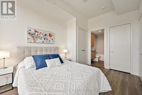 314 - 10 Deerlick Court, Toronto (Parkwoods-Donalda), ON - Indoor Photo Showing Bedroom