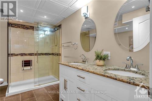 661 Netley Circle, Ottawa, ON - Indoor Photo Showing Bathroom