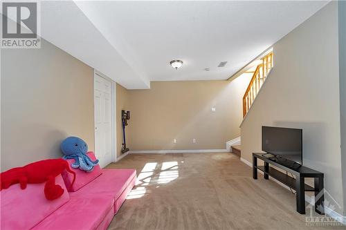 3843 Crowsnest Avenue, Ottawa, ON - Indoor Photo Showing Other Room