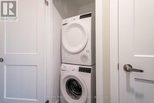 1503 - 15 Queen Street S, Hamilton (Central), ON - Indoor Photo Showing Laundry Room