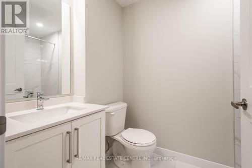 1503 - 15 Queen Street S, Hamilton (Central), ON - Indoor Photo Showing Bathroom