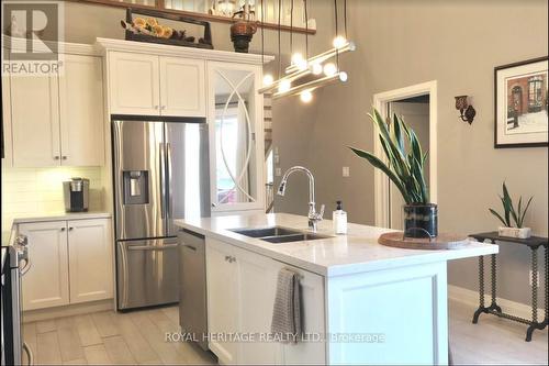 1057 Rippingale Trail, Peterborough, ON - Indoor Photo Showing Kitchen With Double Sink