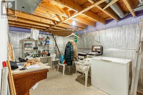 112 Henley Drive, Hamilton, ON - Indoor Photo Showing Basement