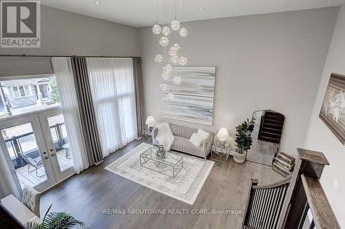 292 Harold Dent Trail, Oakville, ON - Indoor Photo Showing Living Room