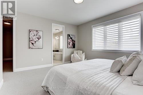 292 Harold Dent Trail, Oakville, ON - Indoor Photo Showing Bedroom