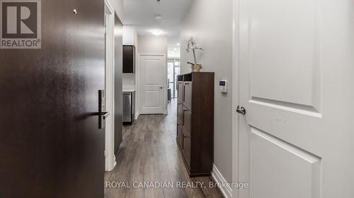 308 - 55 Speers Road, Oakville, ON - Indoor Photo Showing Other Room