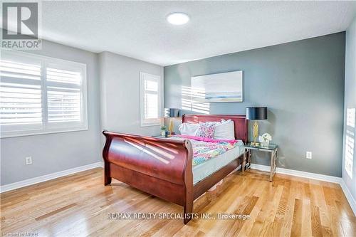 2085 Ashmore Drive, Oakville (West Oak Trails), ON - Indoor Photo Showing Bedroom