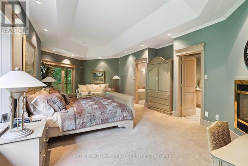 6 Country Heights Drive, Richmond Hill, ON - Indoor Photo Showing Bedroom