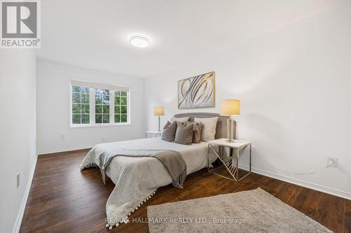 83 Matthew Boyd Crescent, Newmarket, ON - Indoor Photo Showing Bedroom