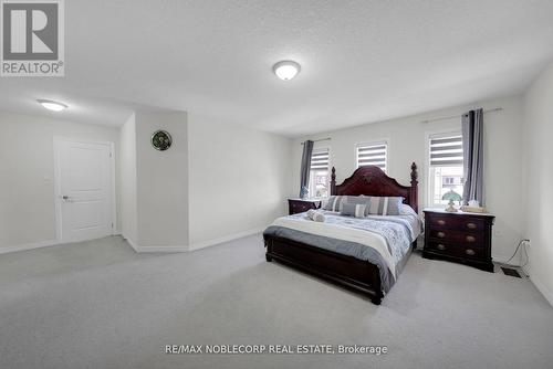 1 Walker Boulevard, New Tecumseth, ON - Indoor Photo Showing Bedroom