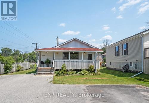 799 Third Avenue, Georgina (Historic Lakeshore Communities), ON - Outdoor With Deck Patio Veranda