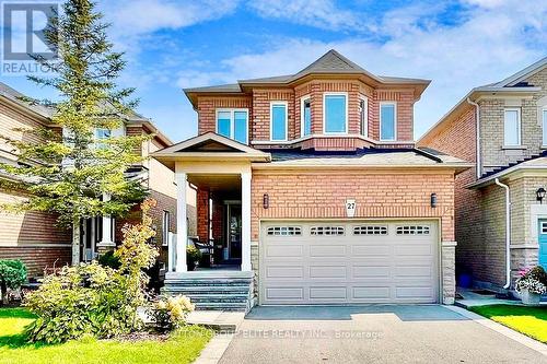 27 Deerwood Crescent, Richmond Hill (Oak Ridges), ON - Outdoor With Facade