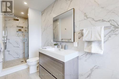 27 Deerwood Crescent, Richmond Hill (Oak Ridges), ON - Indoor Photo Showing Bathroom