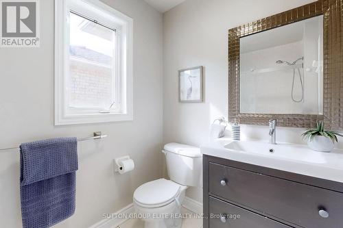 27 Deerwood Crescent, Richmond Hill (Oak Ridges), ON - Indoor Photo Showing Bathroom