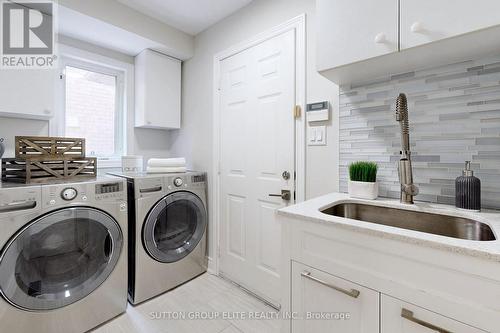 27 Deerwood Crescent, Richmond Hill (Oak Ridges), ON - Indoor Photo Showing Laundry Room