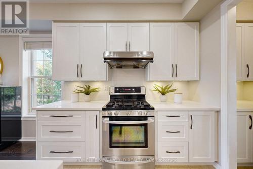 10271 Woodbine Avenue, Markham (Cathedraltown), ON - Indoor Photo Showing Kitchen