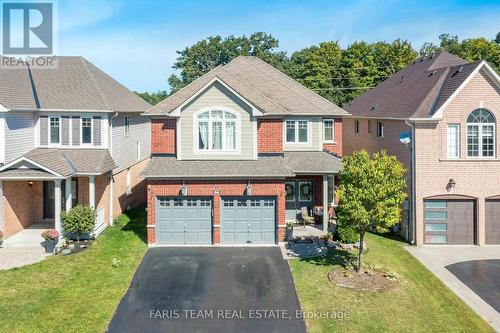 64 Westminster Circle, Barrie (Innis-Shore), ON - Outdoor With Facade