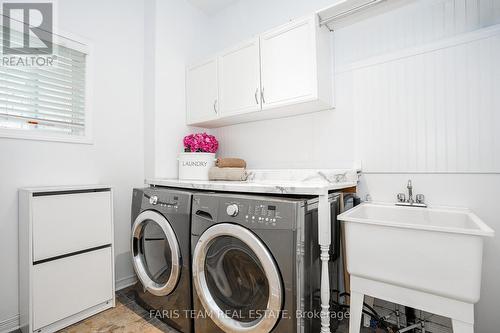 64 Westminster Circle, Barrie (Innis-Shore), ON - Indoor Photo Showing Laundry Room