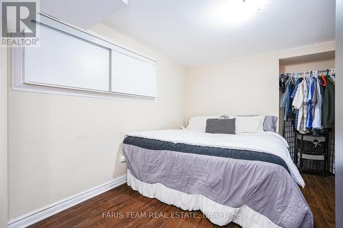 64 Westminster Circle, Barrie (Innis-Shore), ON - Indoor Photo Showing Bedroom