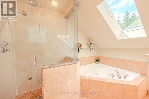 8 Red Oak Crescent, Oro-Medonte (Shanty Bay), ON - Indoor Photo Showing Bathroom