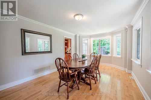 8 Red Oak Crescent, Oro-Medonte (Shanty Bay), ON - Indoor Photo Showing Dining Room