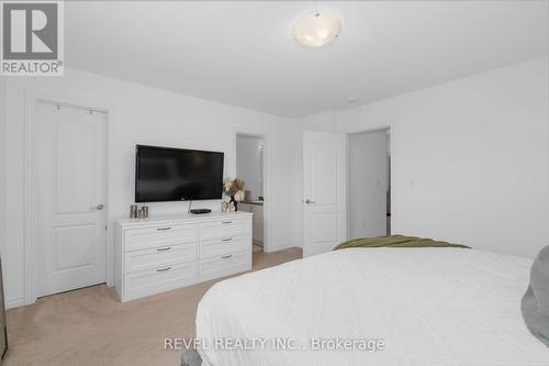 46 Brown Bear Street, Barrie, ON - Indoor Photo Showing Bedroom