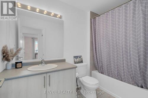 46 Brown Bear Street, Barrie, ON - Indoor Photo Showing Bathroom