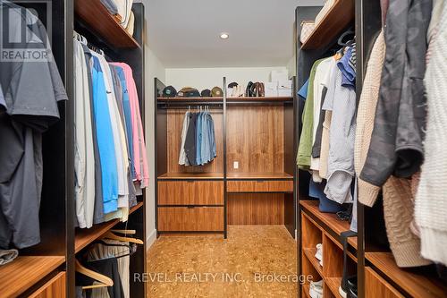 1508 Gregory Road, St. Catharines, ON - Indoor With Storage