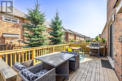 2495 Gateshead Common Road, Oakville, ON - Outdoor With Deck Patio Veranda With Exterior