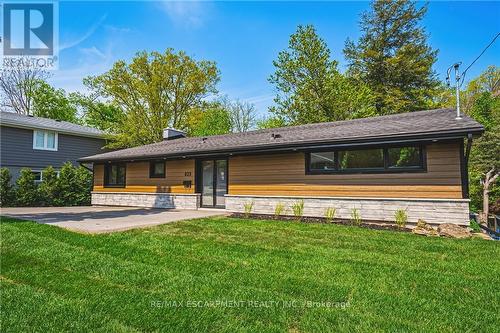 829 Forest Glen Avenue, Burlington (Lasalle), ON - Outdoor With Deck Patio Veranda