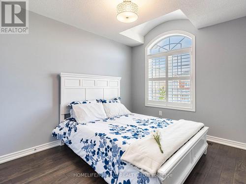 4664 Ray Lane, Burlington, ON - Indoor Photo Showing Bedroom