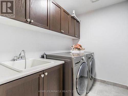 4664 Ray Lane, Burlington (Alton), ON - Indoor Photo Showing Laundry Room