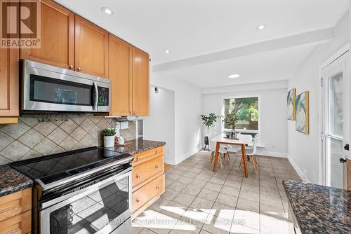 46 Glenvale Boulevard, Brampton (Northgate), ON - Indoor Photo Showing Kitchen