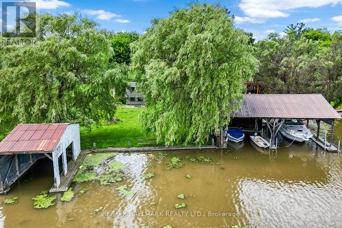 15 River Drive, East Gwillimbury (Holland Landing), ON - Outdoor