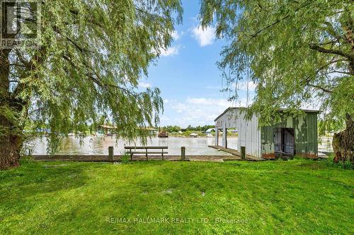 15 River Drive, East Gwillimbury (Holland Landing), ON - Outdoor With Body Of Water