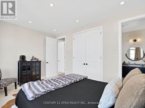 1193 Wickham Road, Innisfil (Alcona), ON - Indoor Photo Showing Bedroom