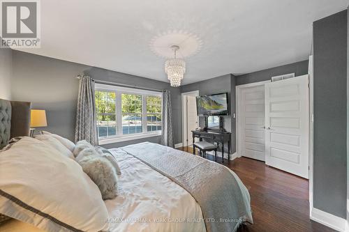 119 Richmond Street, Richmond Hill, ON - Indoor Photo Showing Bedroom