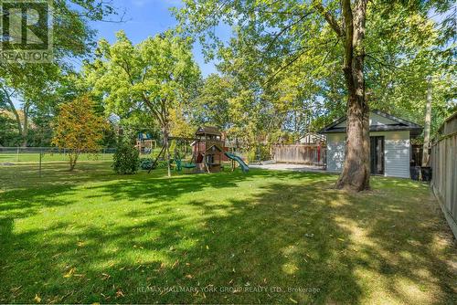 119 Richmond Street, Richmond Hill, ON - Outdoor