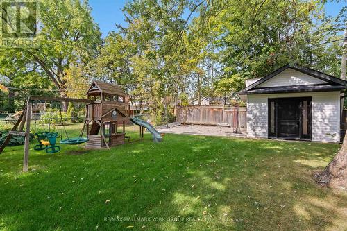 119 Richmond Street, Richmond Hill, ON - Outdoor