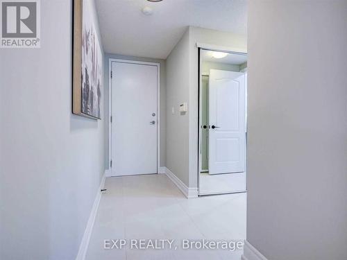 1515 - 28 Sommerset Way, Toronto, ON -  Photo Showing Other Room