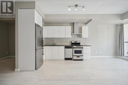 1816 - 51 East Liberty Street, Toronto (Niagara), ON - Indoor Photo Showing Kitchen