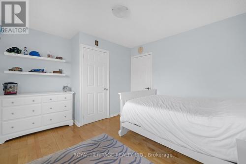 361 Hickling Trail, Barrie, ON - Indoor Photo Showing Bedroom