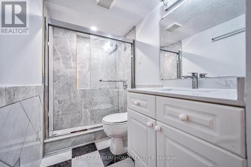 18 Penmarric Place, Toronto (Milliken), ON - Indoor Photo Showing Bathroom